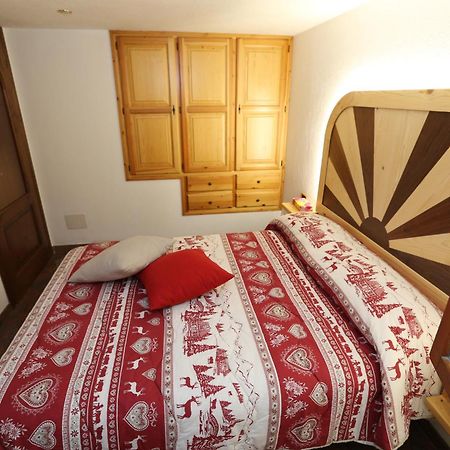 Suite Del Villaggio Sarre ภายนอก รูปภาพ