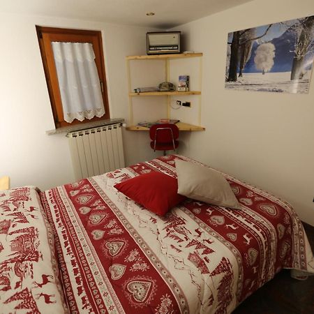 Suite Del Villaggio Sarre ภายนอก รูปภาพ