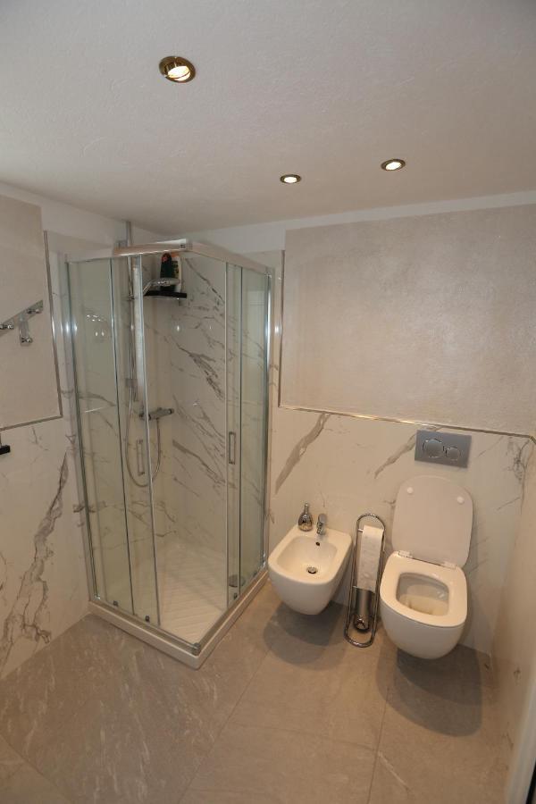 Suite Del Villaggio Sarre ภายนอก รูปภาพ